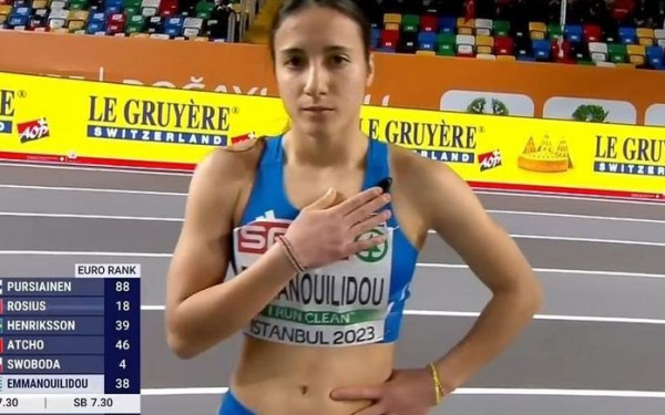 Στίβος: Η συγκινητική κίνηση της Πολυνίκης Εμμανουηλίδου για τους νεκρούς στα Τέμπη (βίντεο)