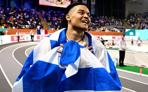 Ευρωπαϊκό κλειστού στίβου: Ασημένιο μετάλλιο στην Κωνσταντινούπολη ο Καραλής (βίντεο)