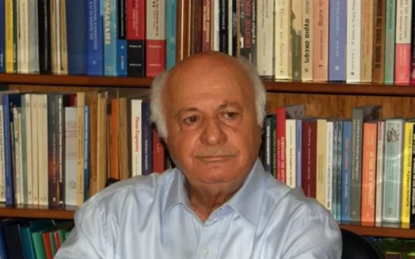 Πέθανε ο δημοσιογράφος και πρώην υπουργός του ΠΑΣΟΚ Γιώργος Ρωμαίος