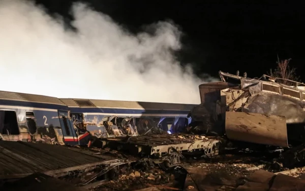 Παγκόσμια τραγωδία: Πρώτο θέμα σε όλο τον κόσμο η φονική σύγκρουση στα Τέμπη 