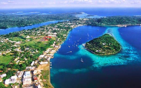 Νησιά Βανουάτου: Πλήττονται από ισχυρό σεισμό και κυκλώνα