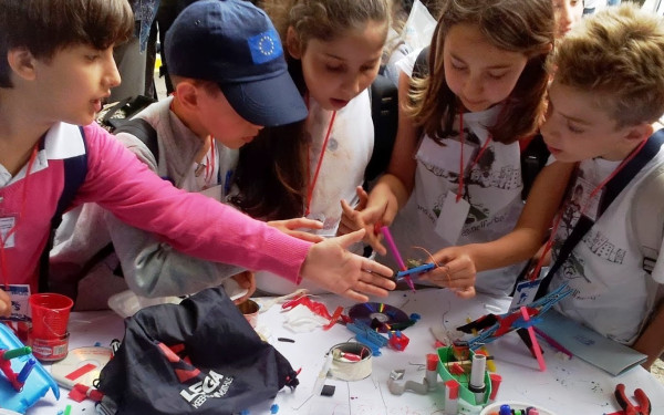 «Μικροί επιστήμονες» μέσα από τα προγράμματα του ΝΟΗΣΙΣ 