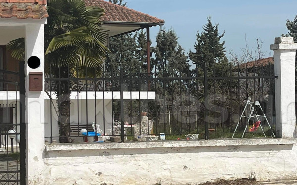 Μελισσοχώρι: «Προσπάθησε να την πνίξει» λέει η θεία της πρώην συζύγου του απόστρατου