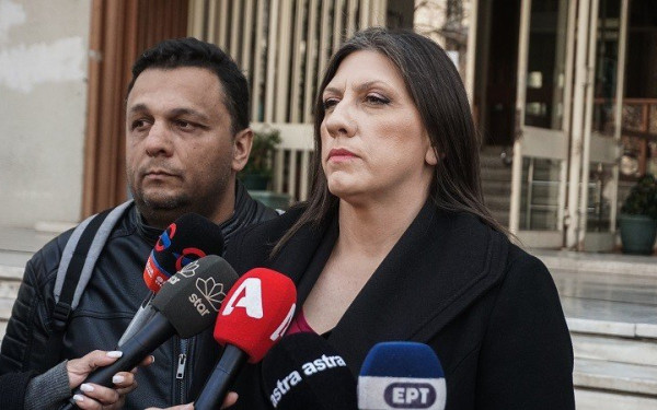 Τέμπη: Παράσταση στον ειδικό εφέτη ανακριτή από την οικογένεια του Ντ. Ρούτσι - «Πρέπει να τιμωρηθούν όλοι» (βίντεο)