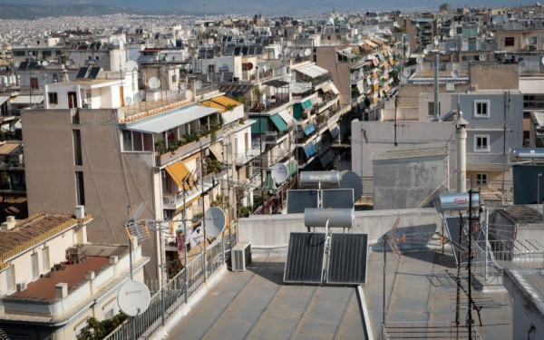Έπιασαν ταβάνι οι τιμές των ακινήτων, αναπόφευκτες οι μειώσεις τιμών στην αγορά κατοικίας