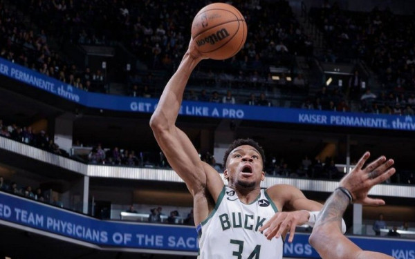 ΝΒΑ: Στο κλαμπ των πιο ακριβοπληρωμένων ο Γιάννης Αντετοκούνμπο