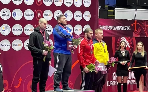 Πάλη υποταγής: Πρωταθλητής Ευρώπης ο Γιάννης Καργιωτάκης