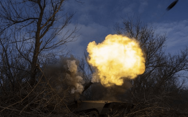 Ουκρανία: Τρεις νεκροί από αεροπορική επιδρομή των ρωσικών δυνάμεων τη νύχτα