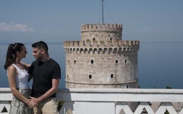 Από τη Γερμανία στη Θεσσαλονίκη και για... ταξίδι του μέλιτος