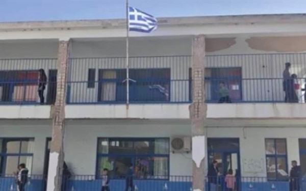 Τσελέντης: “Σχολείο - φέρετρο” το 5ο Δημοτικό Σχολείο Χίου - Δείτε φωτογραφίες