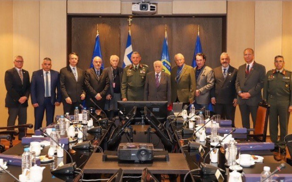 Απογόνους αγωνιστών του 1821 συνάντησε ο ΑΓΕΕΘΑ