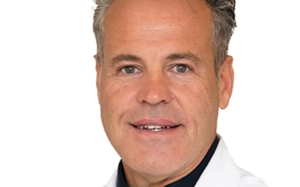 «Έφυγε» χτυπημένος από καρκίνο ο Θεσσαλονικιός γιατρός Αναστάσιος Κελέκης, γνωστός και ως Doctor Tassos