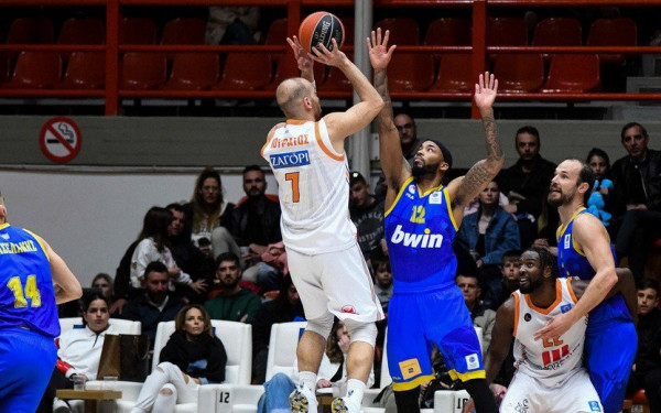 Μπάσκετ: Μεγάλη νίκη του Προμηθέα επί του Περιστερίου (βίντεο)