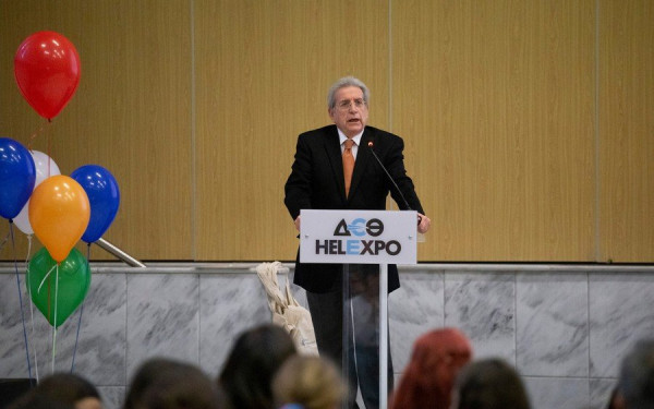 Δεκαεννέα μαθητές από σχολεία της χώρας βραβεύτηκαν για τις ζωγραφιές και τις καλλιτεχνικές δράσεις τους κατά του καπνίσματος