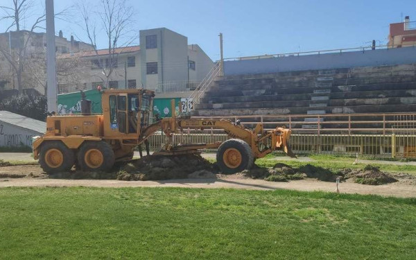 Ξεκίνησαν τα έργα για το νέο ταρτάν στίβου στο ΕΑΚ Σταυρούπολης