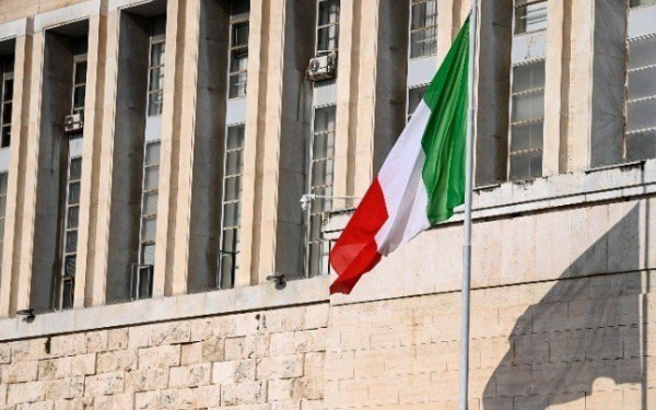 Ιταλία: Η αποδοτικότητα των δημοσίων υπαλλήλων θα επηρεάζει τον μισθό τους