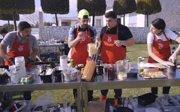 Masterchef: Ο άγριος καυγάς και τα «γαλλικά» του Μότο Μότο προς τον Πορφύρη και πώς θα... πάρουμε πίσω την Πόλη (βίντεο)