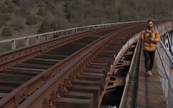 Επικίνδυνη και η σιδηροδρομική γραμμή Θεσσαλονίκη Φλώρινα - Ασυντήρητες γέφυρες 100 ετών (βίντεο)