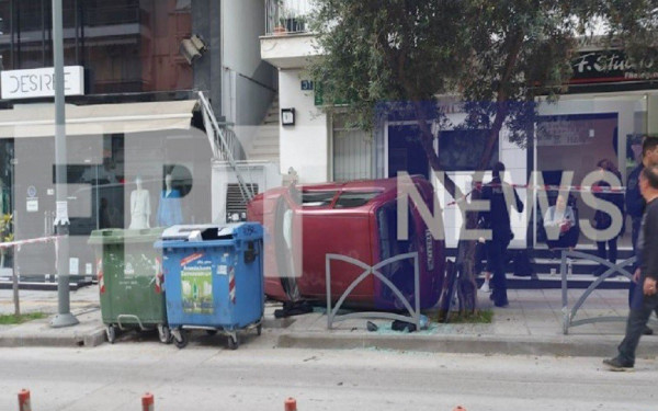 Θεσσαλονίκη: Τροχαίο με ανατροπή οχήματος στα δυτικά