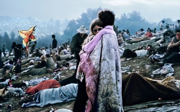 Πέθανε η Μπόμπι, η γυναίκα από το θρυλικό ζευγάρι του Γούντστοκ