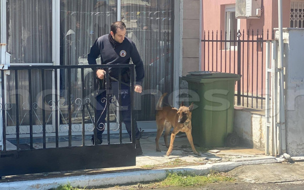 Χαλκηδόνα: Αστυνομικός σκύλος στο σπίτι της οικογένειας - Σε εξέλιξη οι έρευνες (βίντεο, φωτ.)