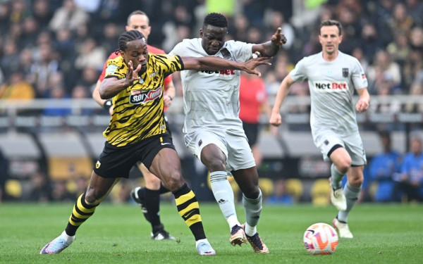 Super League: Τη Δευτέρα στις 9 το βράδυ όλοι οι αγώνες που αναβλήθηκαν