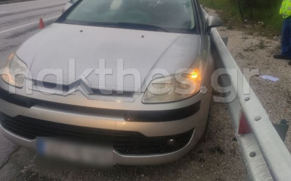 Θεσσαλονίκη: Εκτροπή οχήματος στον περιφερειακό (φωτ.)