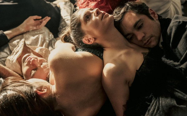 Ο Guardian αποθεώνει το Εθνικό Θέατρο