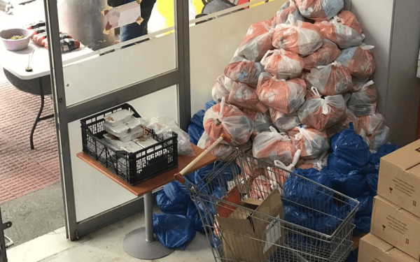 Γείτονες κάλεσαν τη δημοτική αστυνομία να ελέγξει τον «Άλλο Άνθρωπο» (φωτ.)