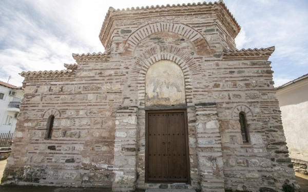 Χορτιάτης: Μετά από δέκα αιώνες ανοίγει και πάλι τις πύλες του στους πιστούς ο ναός Μεταμορφώσεως του Σωτήρος (φωτ.)