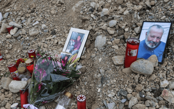 Τρισάγιο για τα θύματα της τραγωδίας στα Τέμπη τέλεσε ο αρχιεπίσκοπος Αυστραλίας