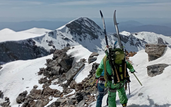 Όλυμπος: Ένας χειμώνας στην καρδιά της άνοιξης - Συγκλονιστικές εικόνες