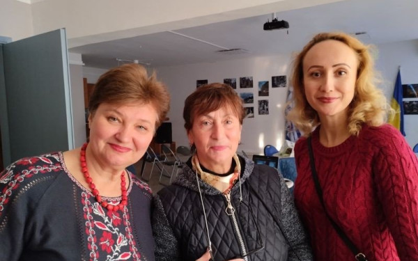 Οι Έλληνες από την Ουκρανία ετοιμάζονται να γιορτάσουν το Πάσχα κι αναβιώνουν τα έθιμα της πατρίδας τους (φωτ.)