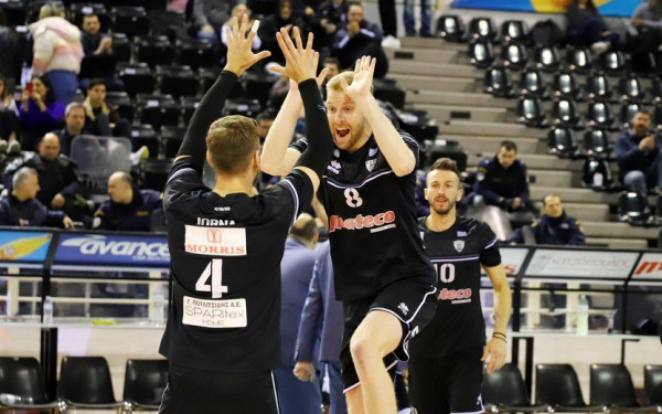 Βόλεϊ: ΠΑΟΚ και Ολυμπιακός θα διεκδικήσουν τον τίτλο του πρωταθλητή (βίντεο)