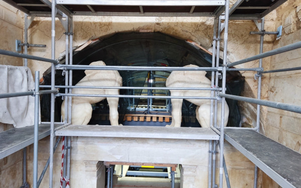 Αποκάλυψη makthes.gr: Μπήκαμε στον τύμβο Καστά (βίντεο, φωτ.)