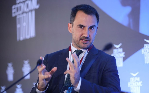 Χαρίτσης: ΣΥΡΙΖΑ και ΠΑΣΟΚ να καταψηφίσουν επί της αρχής το νομοσχέδιο της ΝΔ για την επιστολική ψήφο στους απόδημους