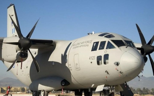 Προσγειώθηκε στο Τζιμπουτί το αεροπλάνο C-27 για τους Έλληνες του Σουδάν
