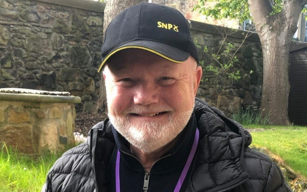 Σκωτία: Συνελήφθη ο ταμίας και βουλευτής του SNP στο πλαίσιο έρευνας στα οικονομικά του κόμματος