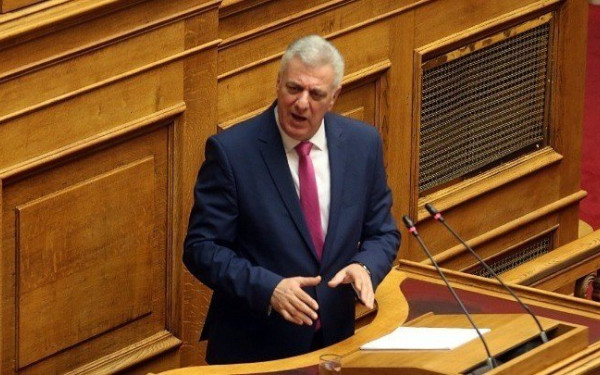 Ελληνική Λύση: Δίναμε 500 ευρώ το μήνα «μαύρα» στο κόμμα, καταγγέλλει ο Αντ. Μυλωνάκης