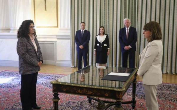 Ορκίστηκε υπηρεσιακή υπ. Εσωτερικών η Καλλιόπη Σπανού Ορκίστηκε υπηρεσιακή υπ. Εσωτερικών η Καλλιόπη Σπανού