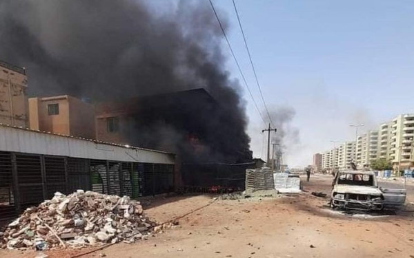 Σουδάν: Ο στρατός διακόπτει τις διαπραγματεύσεις και βγάζει το βαρύ πυροβολικό