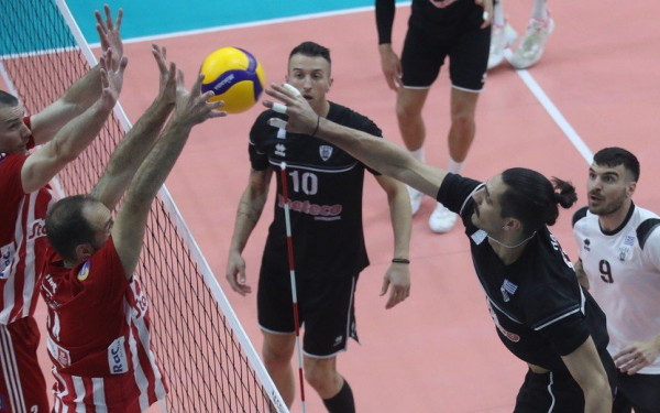 Βόλεϊ: Άνοιξε το σκορ στους τελικούς ο Ολυμπιακός, 3-1 τον ΠΑΟΚ (βίντεο)