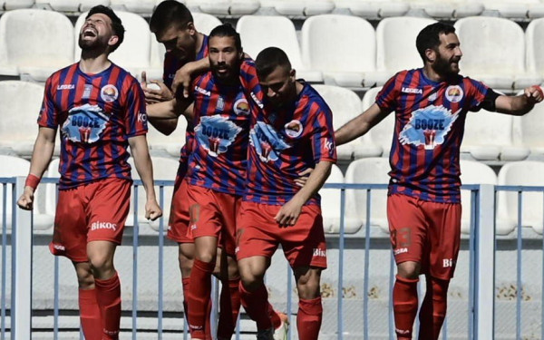 Super League 2: Νίκη με ανατροπή η Ηλιούπολη, που «ψαλίδισε» τα όνειρα του Απόλλωνα για άνοδο