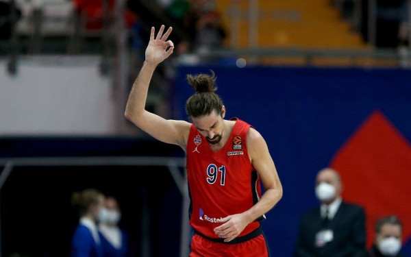 Αλεξέι Σβεντ: Στο νοσοκομείο μετά από επίθεση από χούλιγκαν 