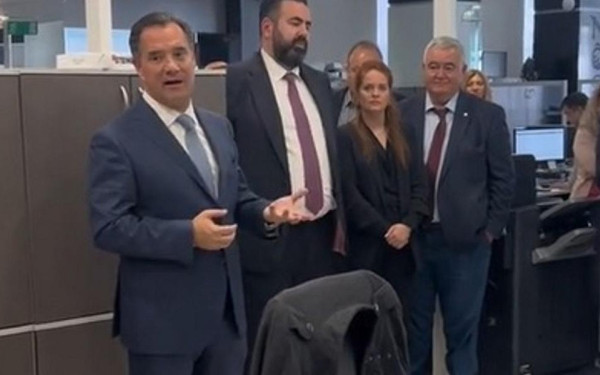 ΓΣΕΕ: Μήνυση κατά του CEO που απειλούσε τους υπαλλήλους για να ψηφίσουν ΝΔ (βίντεο)