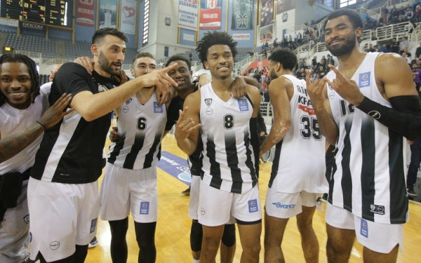 Μπάσκετ: Η παρακάμερα της πρόκρισης του ΠΑΟΚ στα ημιτελικά της Basket League (βίντεο)