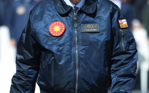 Ο Ερντογάν παρουσίασε το made in... Τουρκία μαχητικό αεροσκάφος KAAN (βίντεο & φωτ.)