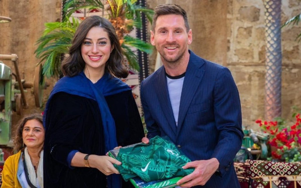 Στη Σαουδική Αραβία ο Μέσι παρά το «όχι» της Παρί Σεν Ζερμέν (βίντεο, φωτ.)