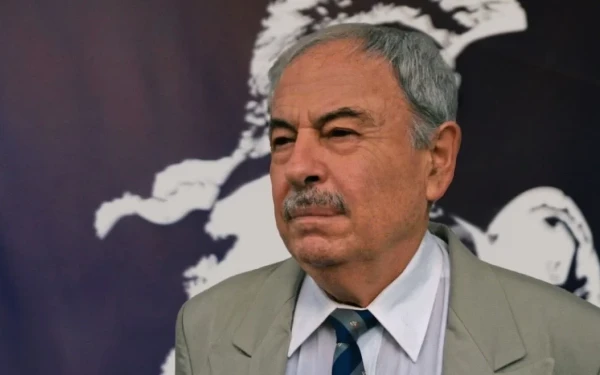 Κόμμα Κασιδιάρη: «Ποτέ δεν ήταν καθηγητής ο Δημήτριος Χατζηλιάδης» – Τι λέει η Στρατιωτική Σχολή Ευελπίδων