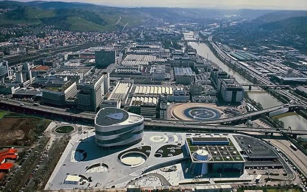 Γερμανία: Πυροβολισμοί σε εργοστάσιο της Mercedes κοντά στη Στουτγκάρδη - Ένας νεκρός